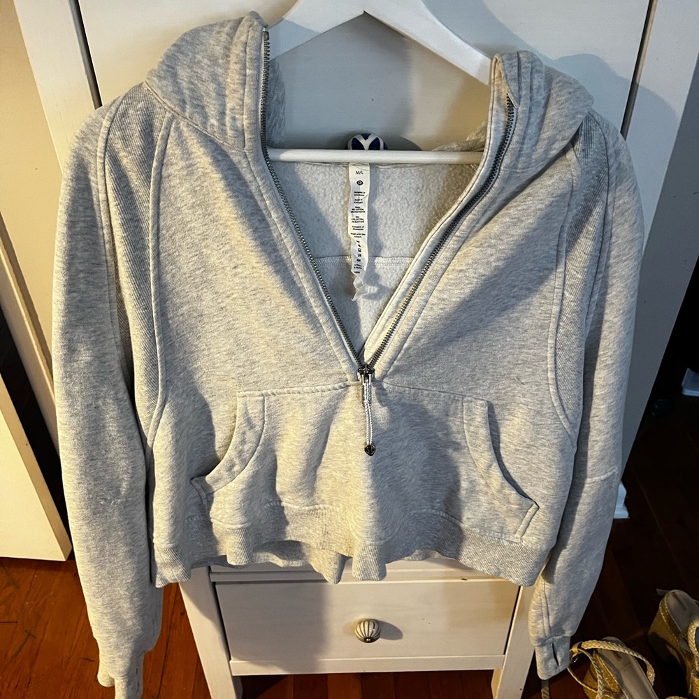 Lululemon scuba with hood
